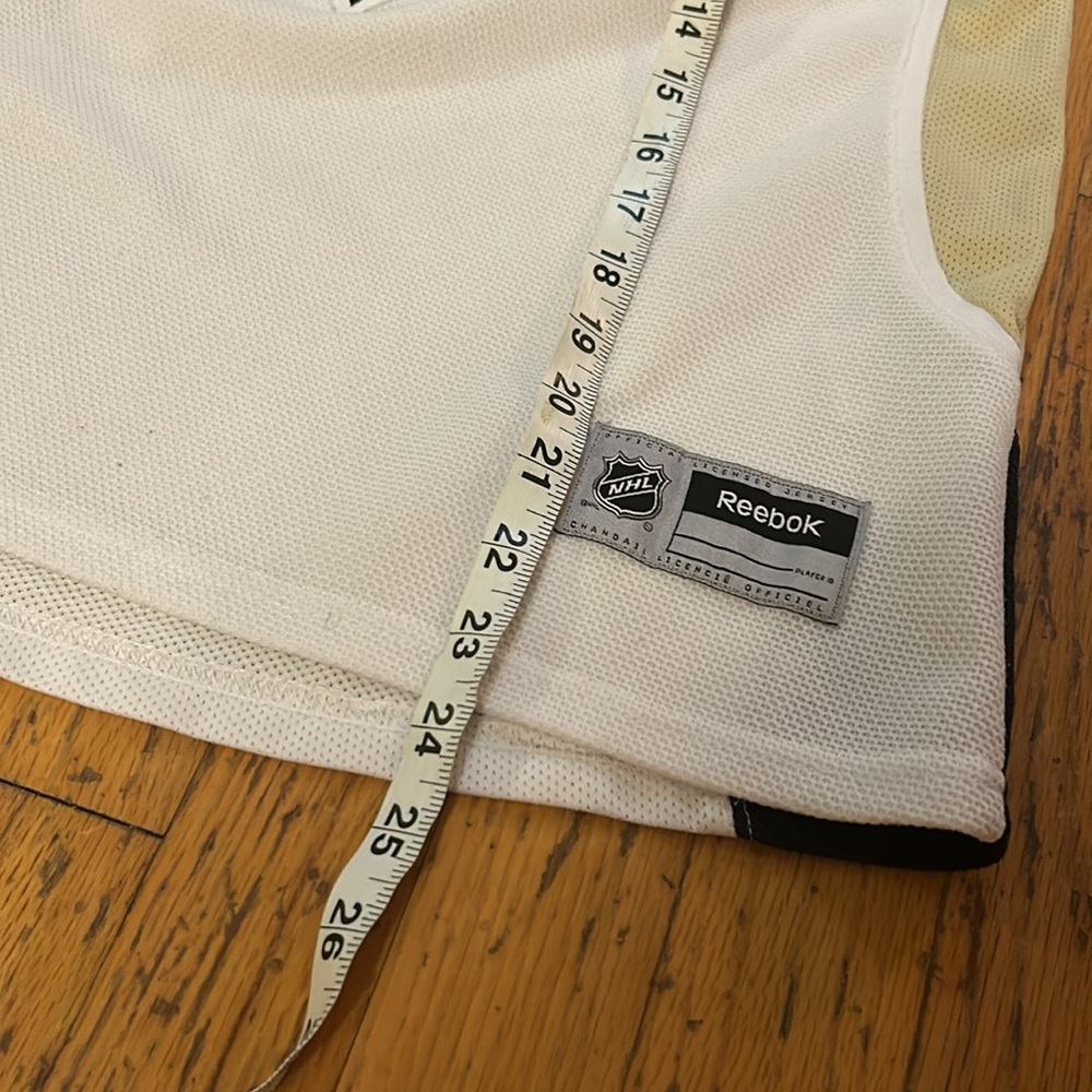 Penguins Women's Jersey 🏒🥅⛸️ - Picture 6 of 8